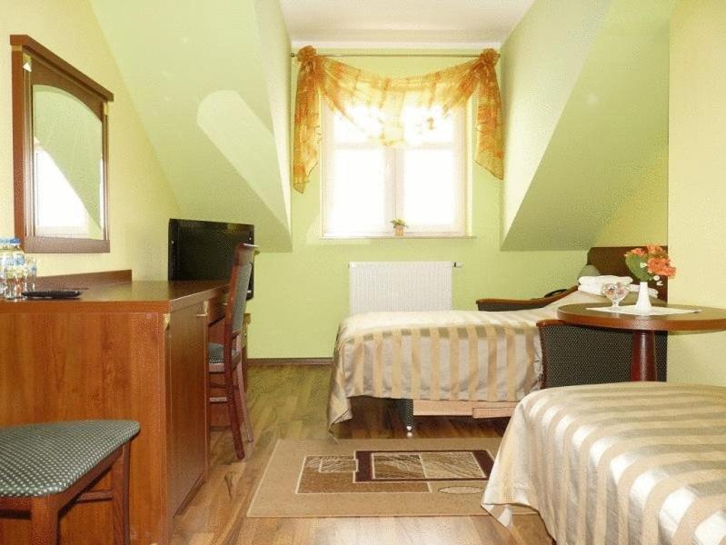 Hotel Zajazd Sokół Nienadówka Exterior foto
